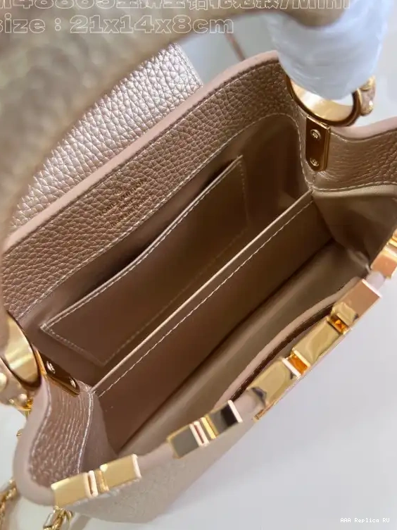 Aaa replica ru VUITTON LOUIS CAPUCINES MINI-21*14*8CM 0519